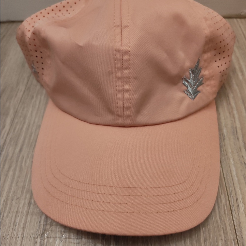Vimhue Peach Perforated Cap - Picture 2 of 5